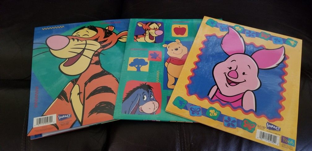 3x - Winnie The Pooh- Colorful Folders - NEW