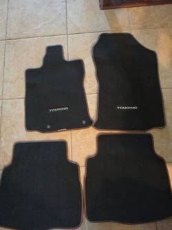 Subaru Outback 6th Gen Touring Carpeted Mats - Like New Genuine OEM (Set of 4)