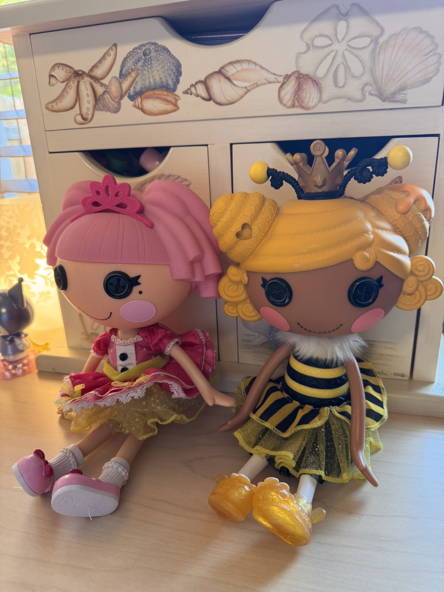 Lalaloopsy Dolls - Jewel Sparkles and Royal T. Honey Stripes