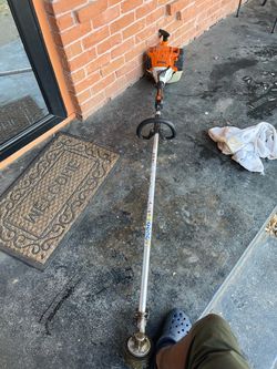Stihl FS91R weed eater runs good no problems barley used