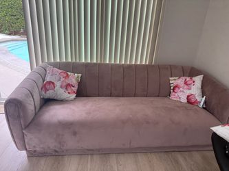 couch size 90 inch by 35 inch
