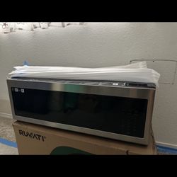 Brand New Oven (microwave Sold)