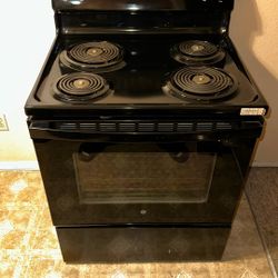 GE Black Electric Stove 