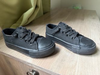 Toddler boys size 8