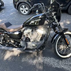 2012  XL1200N Harley Nightster