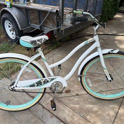 26” huffy beach cruiser bike in good shape