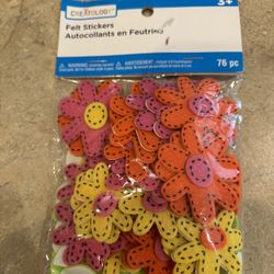 600 Flower Silk & Stickers - New - Crafts, Classroom, Kids, Mothers Day