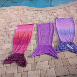 3 Mermaid Tail Blanket 