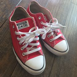 Converse Red