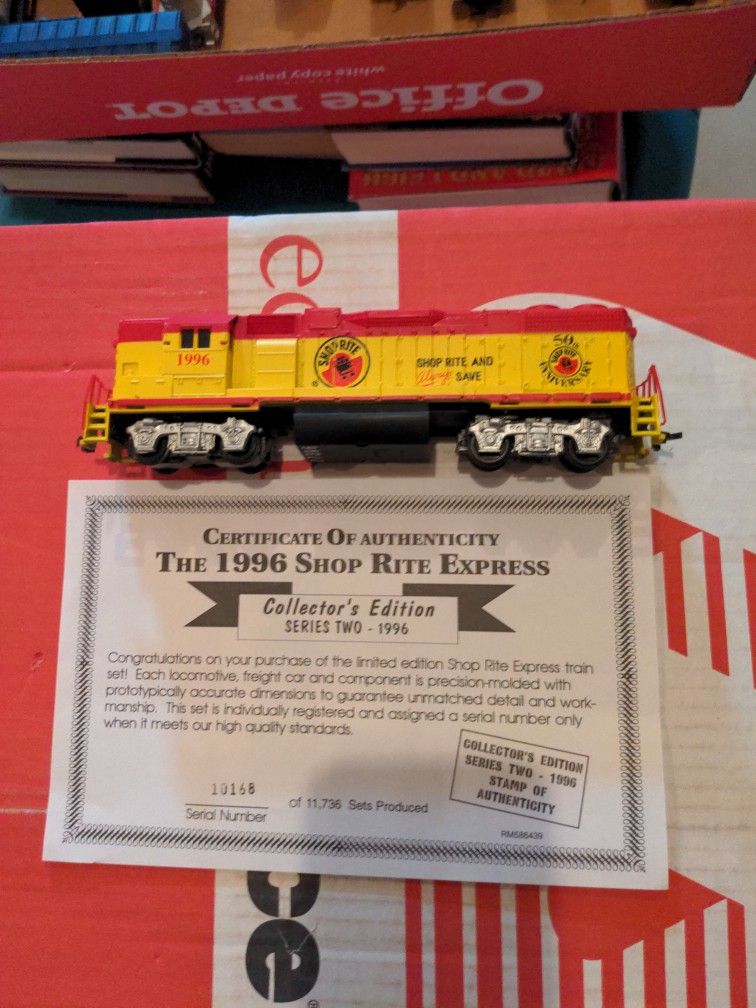 1996 Collectors Edition Train Set And HO Bachmann Trains 
