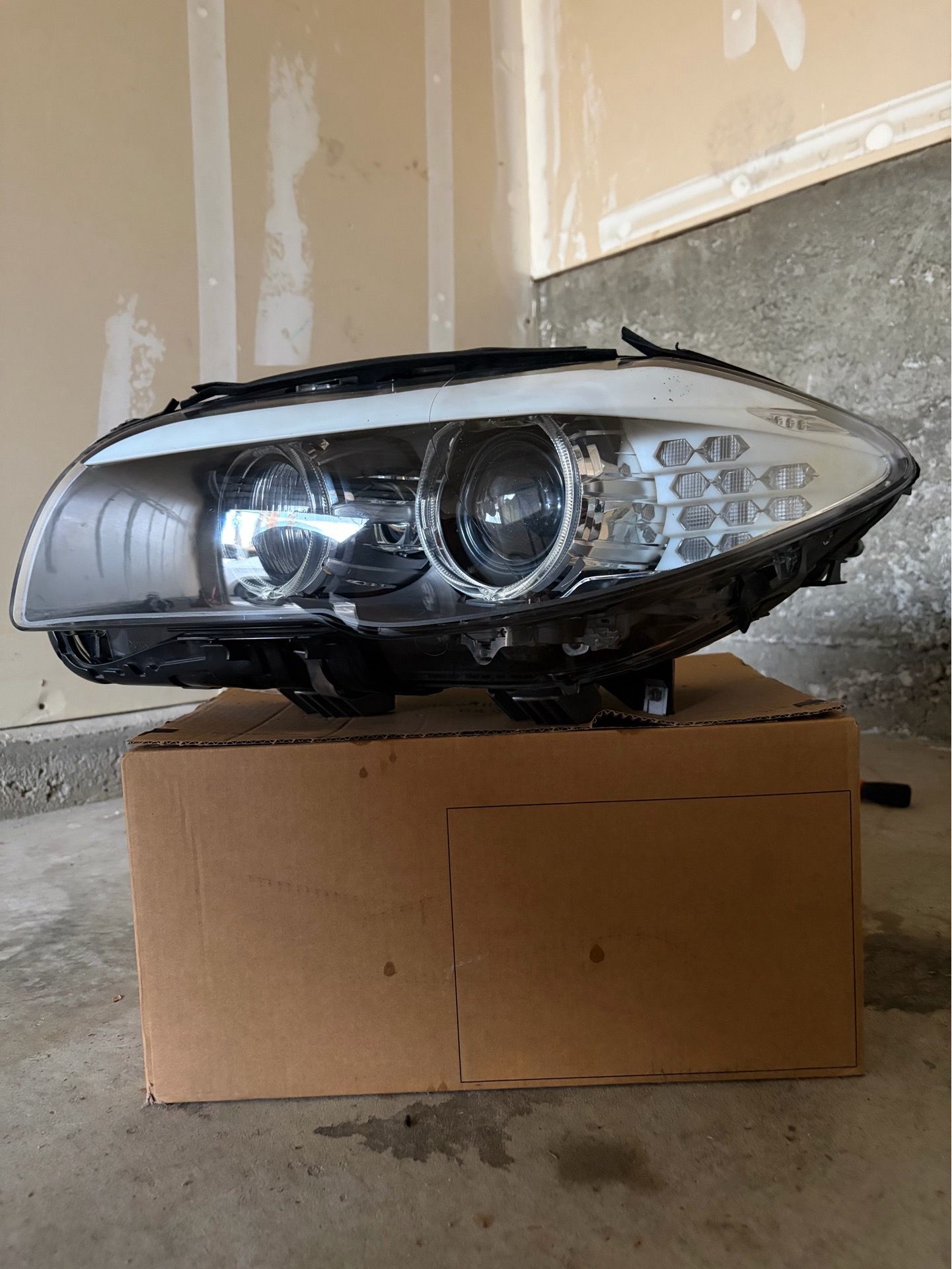 Factory BMW f10 2011-2013 535i left headlight