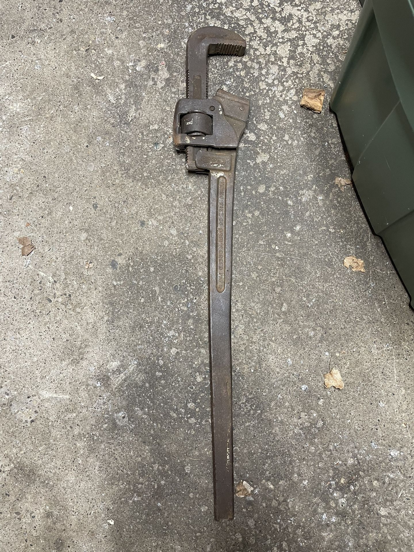 Trimo 36 Pipe Wrench 
