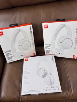 JBL Tune 530BT Wireless Headphones – Lot of 3