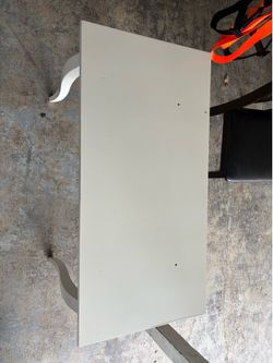 Vanity table