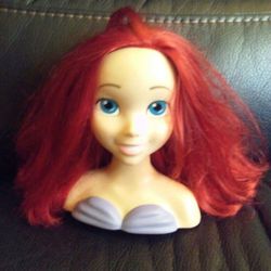 Beauty training little mermaid head