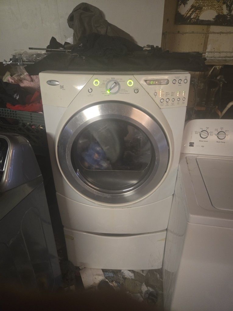 Washer And Dryer $200-250