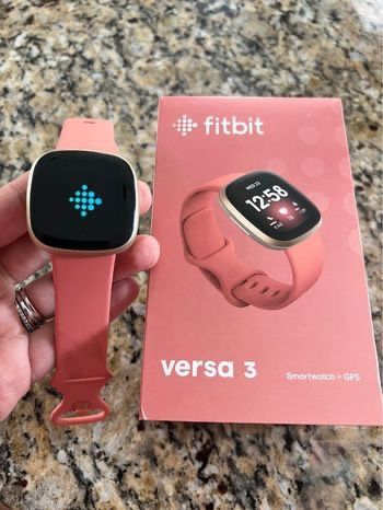 Fitbit Versa 3