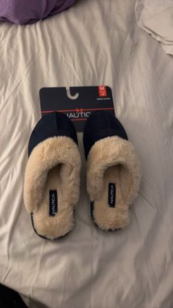Nautica women’s slippers