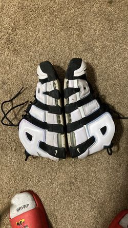 Nike air more uptempo size 7-8