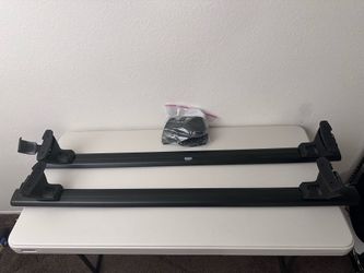 Yakima Roof Rack System – Mazda3 2014 Hatchback – JetStream Bars + BaseLine Towers