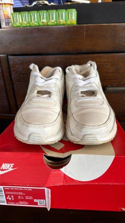 Nike Air Max  Size 4.5
