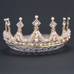 Tiara 