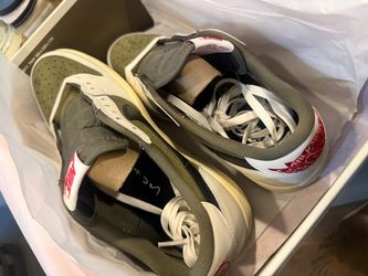 Jordan 1 Travis Scott Medium Olive