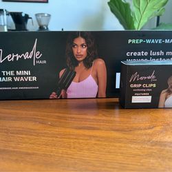 Mermade Hair Mini Waver + Clips – Like New in Box