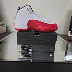 Jordan 12 Cherry 🍒  Size 7Y