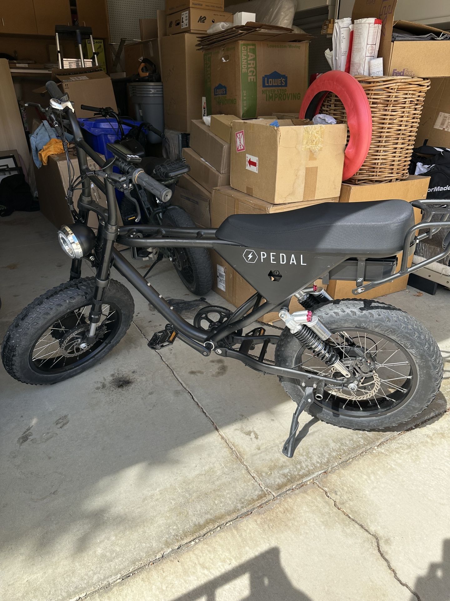 PEDAL e-bike AWD