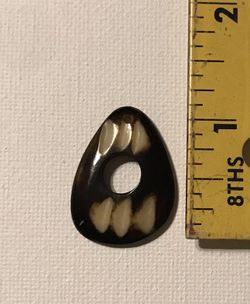 Necklace pendant (seed)