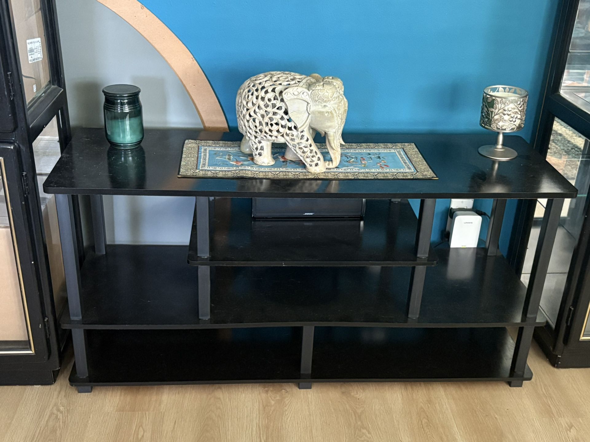 Console - What Not Shelf / Table For Under TV