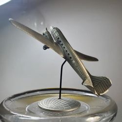  McDonnell Douglas DC-3 (C-47) aircraft FRANKLIN MINT LTD PEWTER The Worlds Greatest Aircraft 1987 
About 3 1/8 inches long 4.5 inches wide net weight