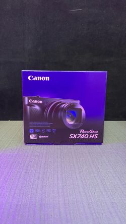 Canon Camera SX740 HS Brand New 