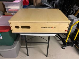 Nomad camp kitchen for SUV