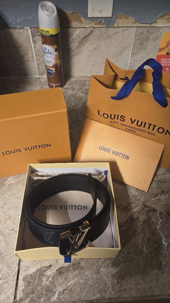 Mens Louis Vuitton 105cm