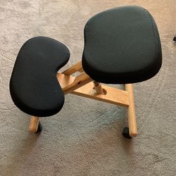 Flash Furniture Mobile Wooden Ergonomic Kneeling Office Chair