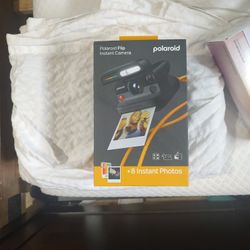 Polaroid Flip Bundle Instant Camera - New