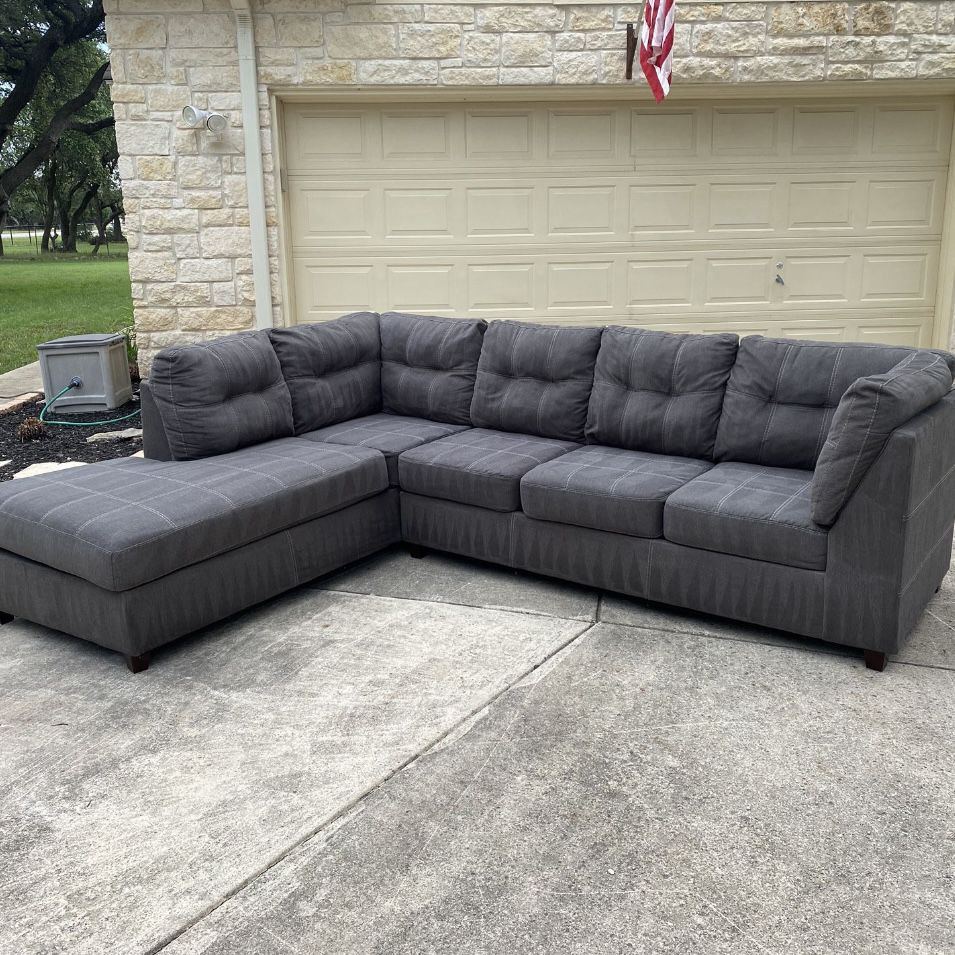 Gray Ashley Furniture L Sectional In Great Condition