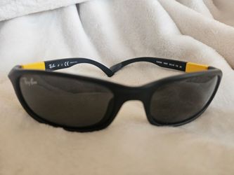 Kids Ray-Bans  Never worn