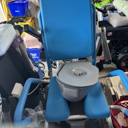 Lift Commode/Shower Chair