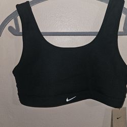 Brand New Nike Womens sports bra size L