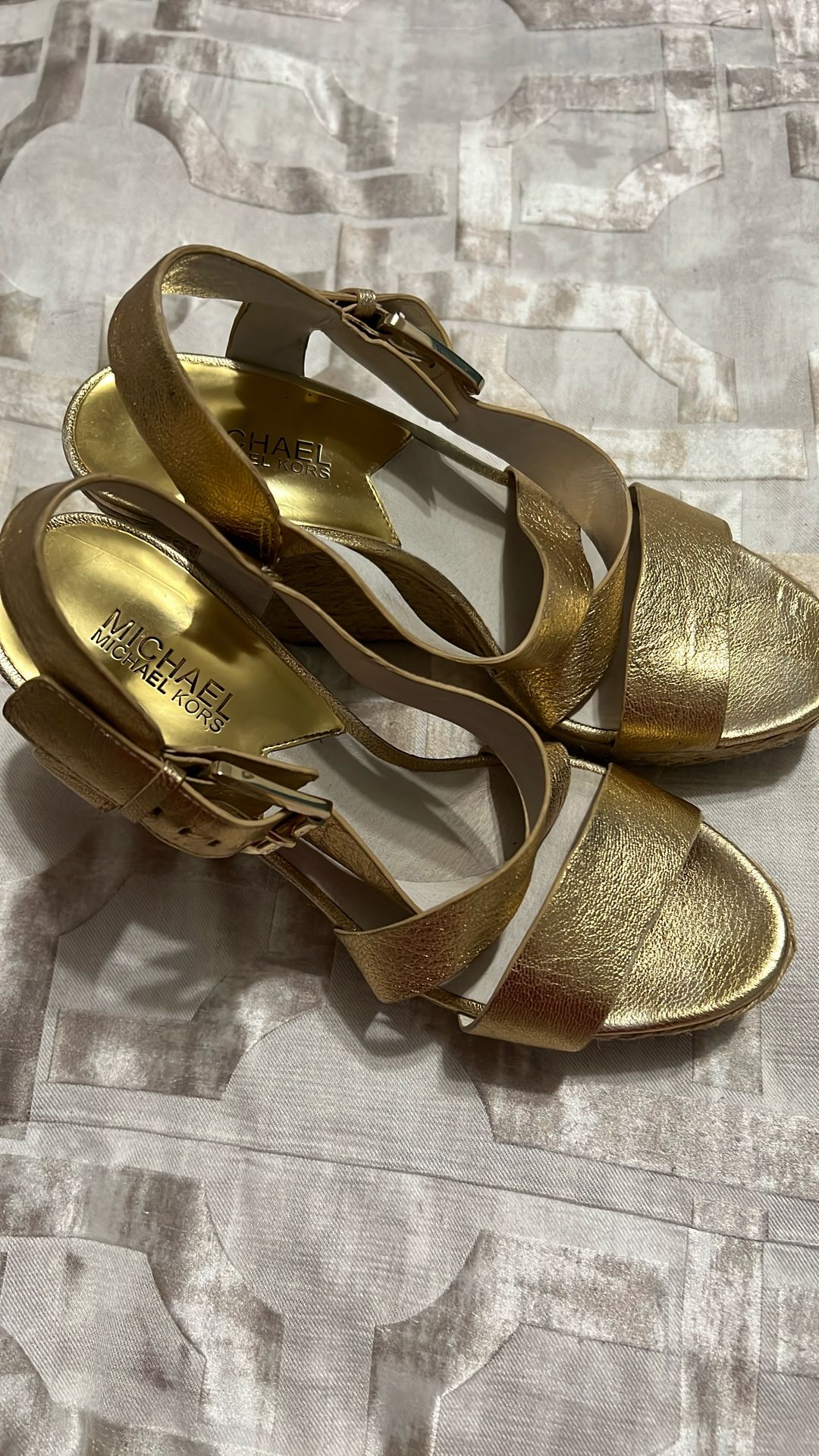 MK Wedges Gold 