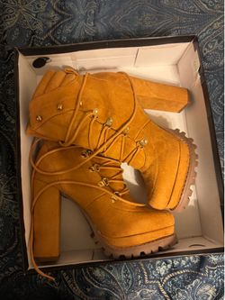 Cute boots for women