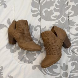 Women “6” Ankle Boots