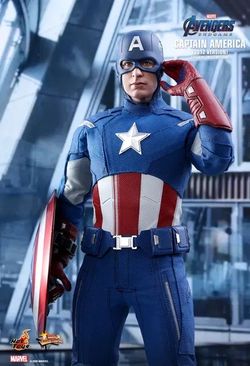 Hot Toys 2012 Captain America