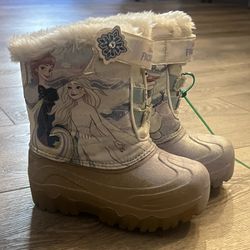 Girls Snow Boots Size 10 