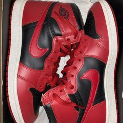 Air Jordan 1 Retro High OG ‘ Varsity Red’ 
