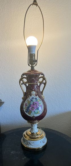 3-Way Vintage Porcelain Lamp 