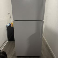 Whirlpool Refrigerator 
